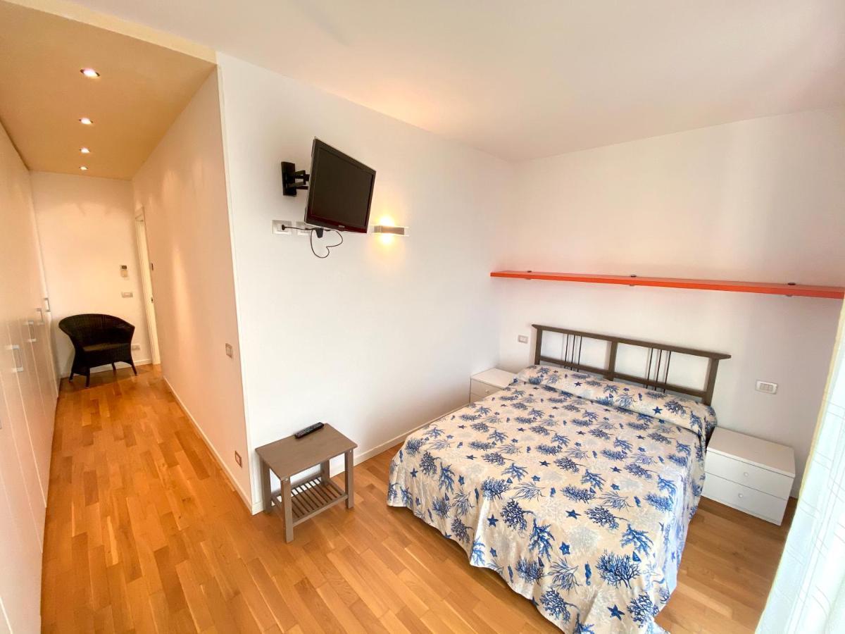Appartamenti Cristina Carraro Immobiliare - Family Apartments Lido di Jesolo Exterior photo